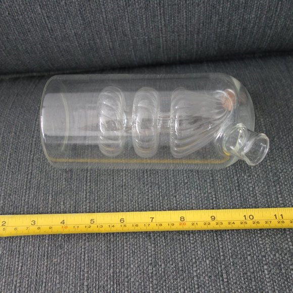 Glass Oil And Vinegar 2 in 1 Cruet - Picture 8 of 12